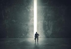 Les personnes racontent souvent s’être retrouvées à l’extérieur de leur corps. ISTOCK/VOLKANKURT 