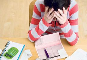 En Suisse, 240'000 personnes sont endettées.