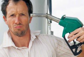 Prix à la pompe:  de qui se moque-t-on?