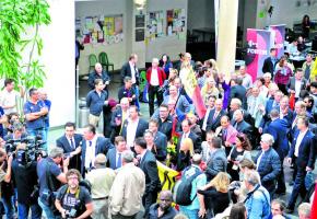 Liesse générale dimanche soir à Uni Mail. 