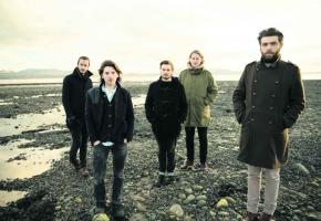 Le groupe Editors sera l'une des têtes d'affiche du festival. 