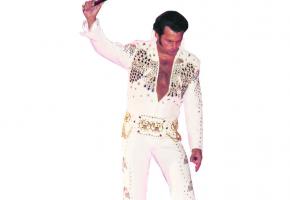 Un sosie du King saisissant. 