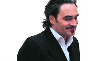 Le plus international des chanteurs suisses.