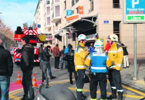 Grosse panique à la rue de Carouge suite à l'évacuation du Centre commerccial. 