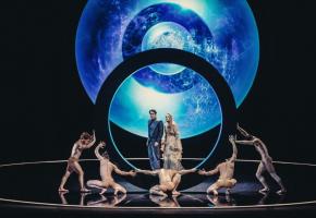 L’œuvre sera aussi disponible sur la plate-forme de streaming OperaVision et les divers canaux en ligne de la RTS. RAHI REZVANI