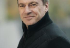 Le concert a été interprété sous la direction de Jonathan Nott. GUILLAUME MéGEVAND