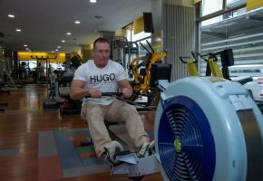 Olivier Jacquard rame pour maintenir son fitness à flot. STéPHANE CHOLLET