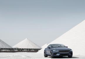 Polestar produira des voitures 100% électriques, comme la Polestar 2, disponible en Suisse. PHOTOS DR