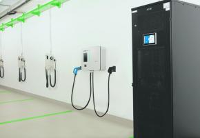 pour accélérer la transition énergétique. PHOTOS DR