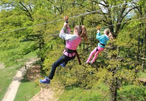 Pour un anniversaire ou un moment en famille, les petits ont de quoi s’amuser en plein-air. DR