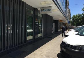 Les deux agents avaient quitté l’hôtel de police de Carl-Vogt chacun au volant d’un véhicule