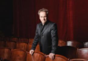 Jonathan Nott dirigera l’OSR lors de la première soirée du festival. NIELS ACKERMANN