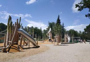 La nouvelle place de jeux est désormais la plus grande 