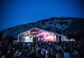 Le festival quitte Landecy pour s’installer à Compesières. 