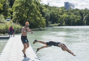 Après deux éditions annulées, les participants se jetteront à nouveau dans le Rhône, ce dimanche 29 août. VERNIER.CH