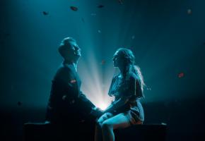 Une comédie musicale au cœur du sentiment amoureux. LOUIS CHOISY