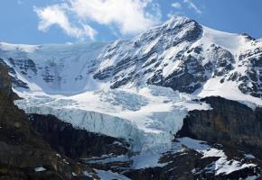 Durant trois jours, les événements se succéderont au chevet des glaciers. 123RF/KOJOTY