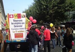 Un stand de récolte de signatures du MCG en 2012. Un parti devenu plus sage. DR