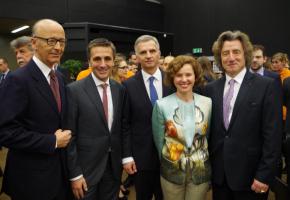  Ambassadeurs radieux  de l’automobile