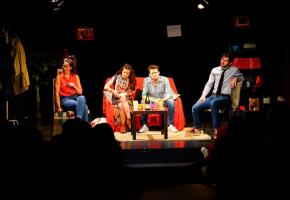 Une comédie hilarante à savourer jusqu’au 18 février. DR