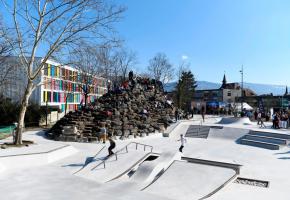 Inauguré en mars 2018 après une démarche participative et citoyenne, le «skateplaza»  de Lancy se déploie sur 1500 m2. DR