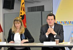 Infiltrer les ordinateurs, surveiller les e-mails… ISTOCK/OJOIMAGE 