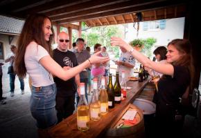 Le succès des Caves ouvertes a inspiré l’idée d’un marché gourmand nocturne. REGIS COLOMBO