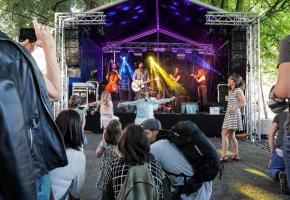 Quand Genève  se transforme  en scène musicale. GIONA MOTTURA 