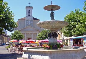 Carouge et ses places accueillantes. DR 