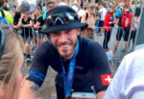 Après des mois de préparation, Yann Stückelberger a passé la ligne d’arrivée du Ironman de Francfort. DR