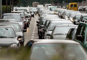 Le péage urbain serait une solution plus incitative aux problèmes de mobilité du Canton. DR 