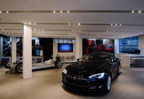 TESLA - Le luxe électrique à Genève. DR