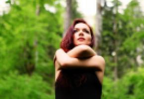 La chanteuse de jazz Elina Duni  sera au Chat Noir, le 24 avril. DR 