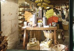 Le 1er prix de la plus belle vitrine 2014 avait été attribué à Olivier & Co. DR DR 