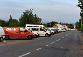 Les frontaliers ne pourront passer la frontière avec leur véhicule de fonction que pour aller de leur domicile à leur lieu de travail. PASCAL BITZ 