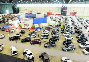 Le choix reste vaste car les voitures vendues sont remplacées durant tout le salon. DR 