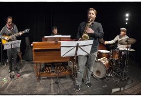 Le saxophoniste Loren Stillman. JOS L. KNAEPEN 