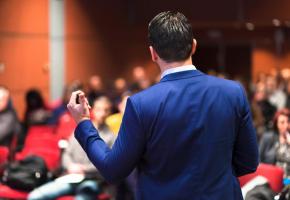Faire de la politique implique l’usage d’un langage simple qui parle à tous. ISTOCK/KASTO80 