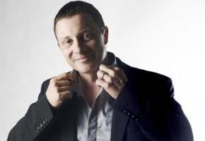 L’humoriste Yann Lambiel participera gracieusement à la soirée.  DR