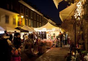 Féerie de Noël dans la Cité sarde. BARABRA DEPREUX 