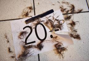 De nombreux salons cassent les prix et proposent des coupes pour hommes à 20 fr. PASCAL BITZ 