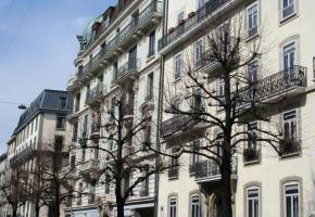 Les bâtiments plus anciens consomment une grande quantité d’énergie. DR Le double vitrage doit devenir la norme. DR 