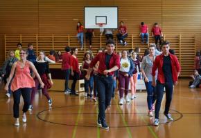 Jeunes artistes et élèves du Cycle en pleine répétition.  MARC HEIMENDINGER 