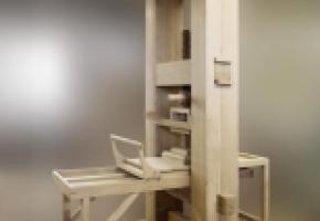 Les visiteurs manieront une reproduction très fidèle de la presse de Gutenberg. MIR/DR 