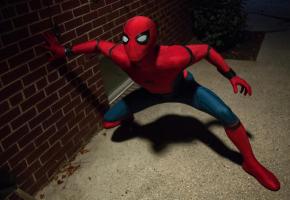 Spider-man dans de nouvelles aventures. SONY PICTURES  RELEASING SWITZERLAND GMBH 