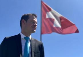 Pierre Maudet parviendra-t-il à convaincre les 246 élus de l’Assemblée fédérale? CWI 