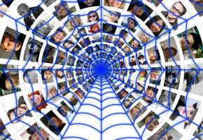 La première nécessité du politicien, c’est de se faire connaître. PIXABAY.COM/GERALT 