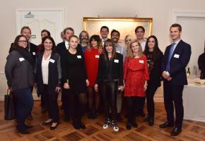 Les lauréats de l’édition 2017 entourent le magistrat Pierre Maudet. DAVID ROSEMBAUM-KATZMAN 