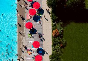 Avec l’émergence des congés au XXe siècle,  le sport est devenu une activité de loisir. ALESSANDRO DELLA BELLA