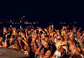 We hope festival rassemble un large public. EDEN PREMIER